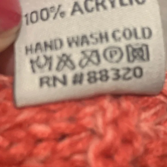 C.C knit hat - Picture 5 of 6